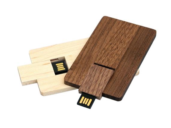 USB 2.0- флешка на 32 Гб в виде деревянной карточки с выдвижным механизмом